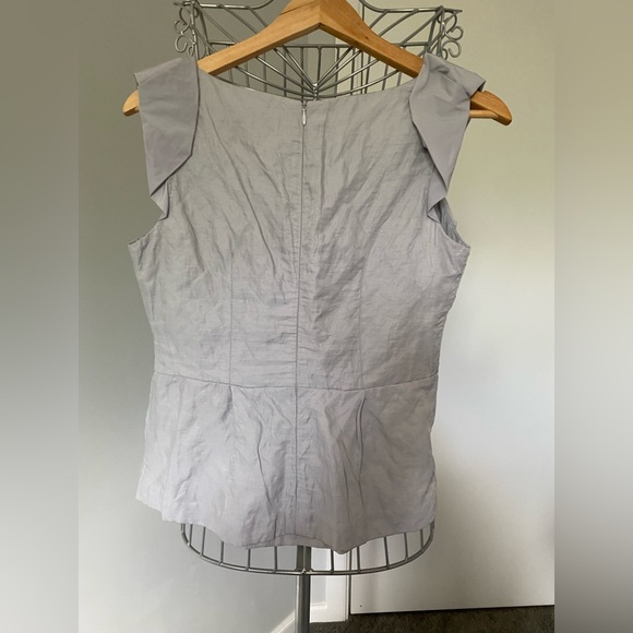 Veronika Maine silver grey fitted top - Picture 3 of 4